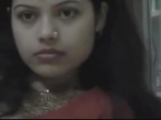 Indiškas poros naudojasi jų medaus mėnuo į hotel- pilnas video apie hotcamgirls.in